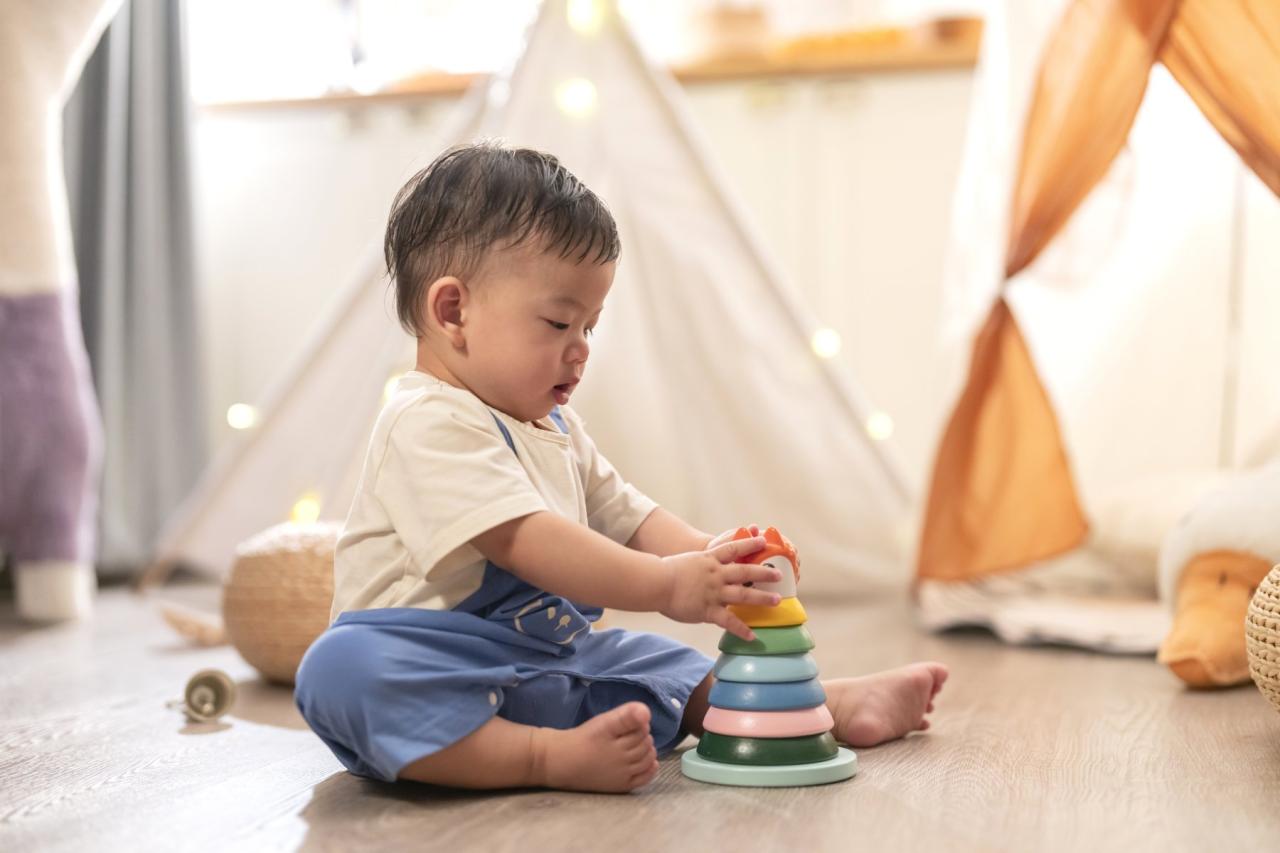 Baby developmental milestones